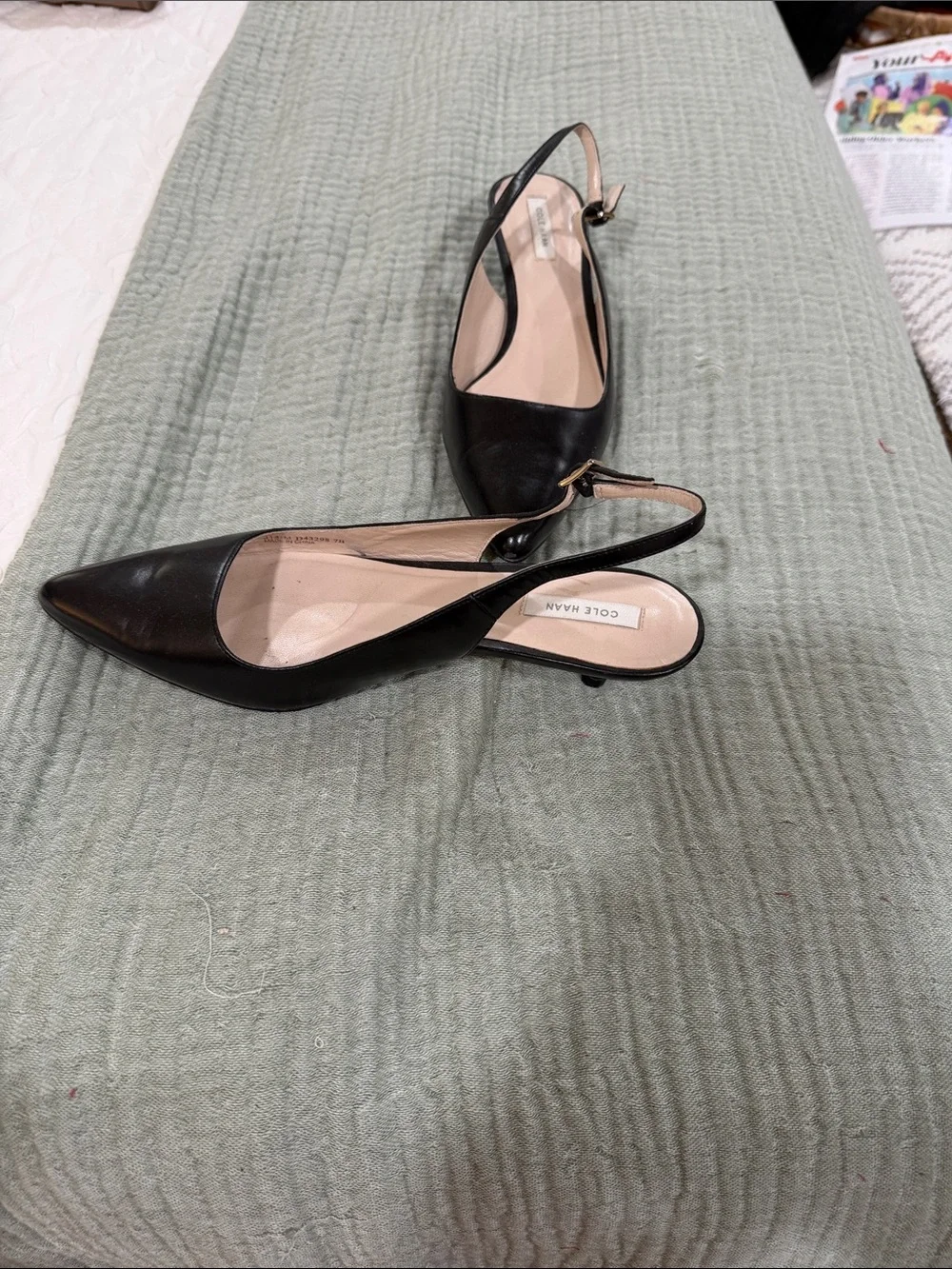Cole Haan Black Pointed Slingback Heels 7B  like new leather